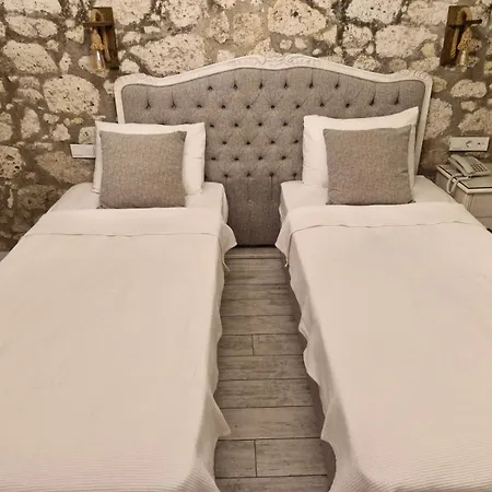 Kaktueshan Alaçatı