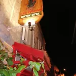 Kaktueshan Hotel *